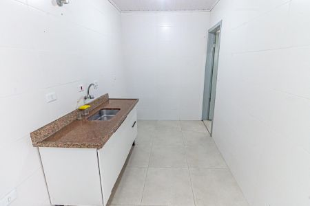 Casa para alugar com 100m², 2 quartos e 1 vaga Casa para alugar com 100m², 2 quartos e 1 vagaCozinha e Área de Serviço