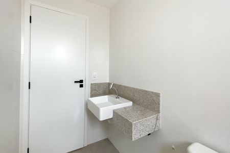 Apartamento à venda com 73m², 3 quartos e 2 vagas Apartamento à venda com 73m², 3 quartos e 2 vagasBanheiro da Suíte 1