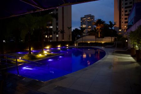 Apartamento à venda com 97m², 2 quartos e 2 vagasPiscina