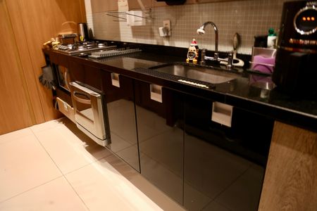 Apartamento à venda com 97m², 2 quartos e 2 vagas Apartamento à venda com 97m², 2 quartos e 2 vagasCozinha