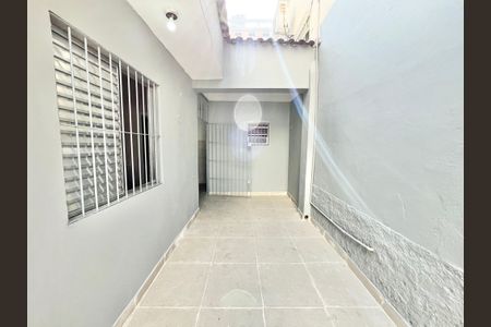 Casa para alugar com 50m², 1 quarto e 1 vaga Casa para alugar com 50m², 1 quarto e 1 vagaGaragem
