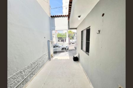 Casa para alugar com 50m², 1 quarto e 1 vaga Casa para alugar com 50m², 1 quarto e 1 vagaGaragem