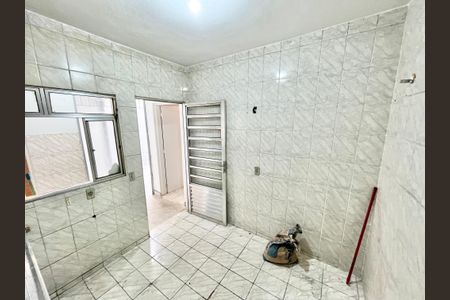Casa para alugar com 50m², 1 quarto e 1 vaga Casa para alugar com 50m², 1 quarto e 1 vagav