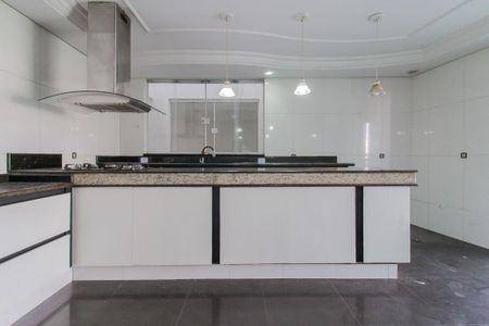 Casa para alugar com 468m², 5 quartos e 1 vagaCozinha