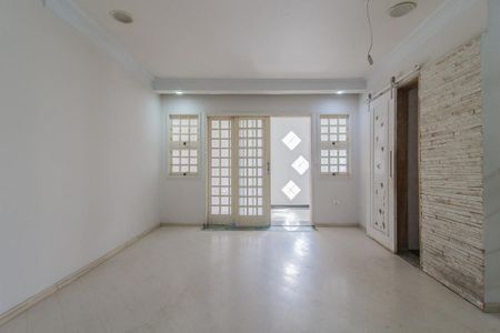 Casa para alugar com 468m², 5 quartos e 1 vagaSala Social 