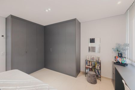 Apartamento à venda com 120m², 2 quartos e sem vaga Apartamento à venda com 120m², 2 quartos e sem vagaQuarto