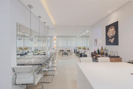 Apartamento à venda com 120m², 2 quartos e sem vaga Apartamento à venda com 120m², 2 quartos e sem vagaCozinha