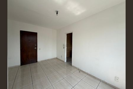 Sala de apartamento para alugar com 1 quarto, 49m² em Pechincha, Rio de Janeiro