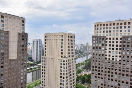 Apartamento à venda com 40m², 2 quartos e 1 vagaVista da Cobertura do Prédio 