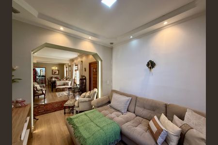 Casa à venda com 220m², 3 quartos e 4 vagasSala 