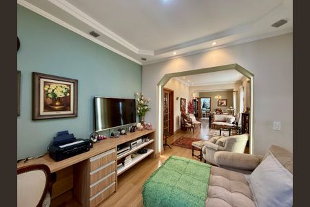Casa à venda com 220m², 3 quartos e 4 vagasSala 