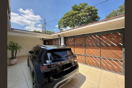 Casa à venda com 220m², 3 quartos e 4 vagasGaragem 