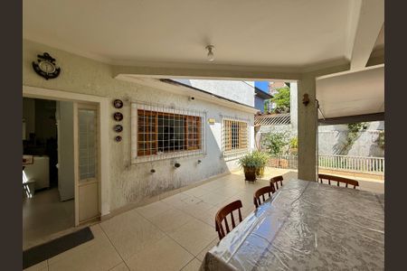 Casa à venda com 220m², 3 quartos e 4 vagasEspaço Gourmet 