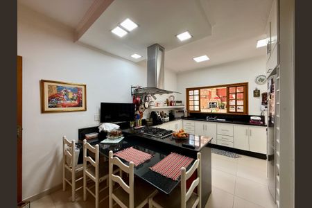 Casa à venda com 220m², 3 quartos e 4 vagasCozinha
