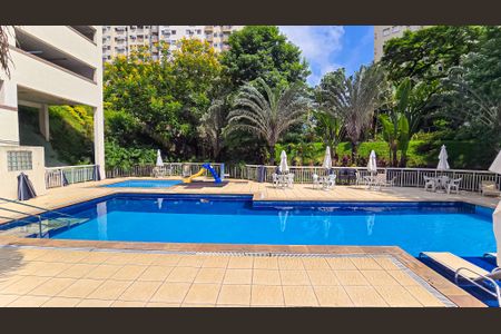 Apartamento à venda com 51m², 2 quartos e 1 vagaÁrea comum - Piscina