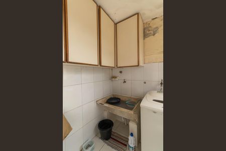 Casa à venda com 300m², 2 quartos e 2 vagasÁrea de Serviço