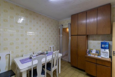 Casa à venda com 300m², 2 quartos e 2 vagasCozinha