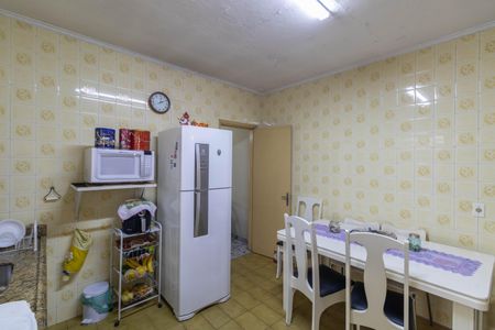 Casa à venda com 300m², 2 quartos e 2 vagasCozinha