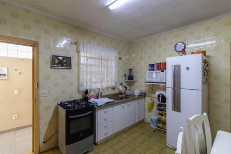 Casa à venda com 300m², 2 quartos e 2 vagasCozinha