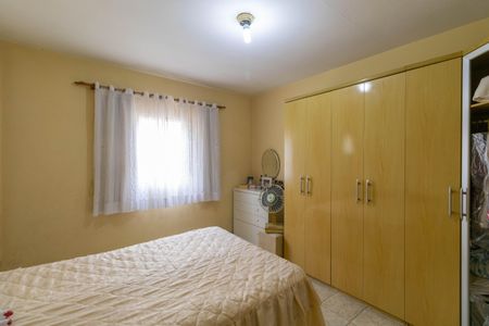 Casa à venda com 300m², 2 quartos e 2 vagasSuíte