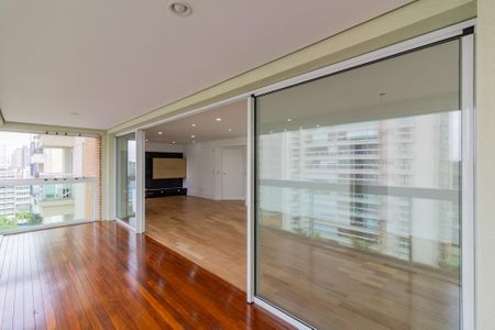 Apartamento para alugar com 169m², 3 quartos e 3 vagasVaranda da Sala