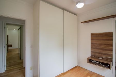 Apartamento para alugar com 169m², 3 quartos e 3 vagasQuarto 2 - Suíte 2 