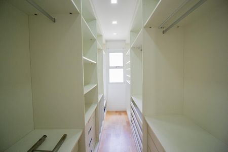 Apartamento para alugar com 169m², 3 quartos e 3 vagasCloset da suíte 1