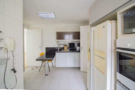 Apartamento para alugar com 169m², 3 quartos e 3 vagasCozinha