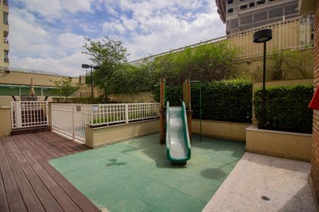 Apartamento para alugar com 169m², 3 quartos e 3 vagasPlayground