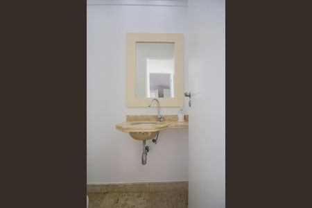 Apartamento para alugar com 169m², 3 quartos e 3 vagasLavabo