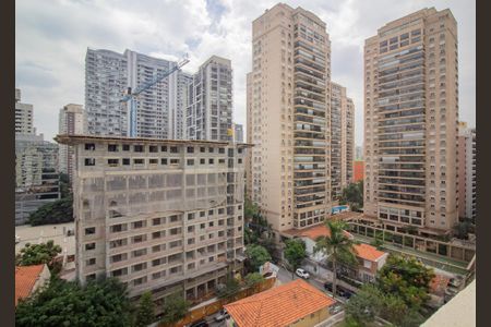 Apartamento para alugar com 169m², 3 quartos e 3 vagasQuarto 2 - Suíte 2 vista