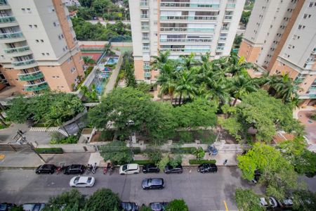 Apartamento para alugar com 169m², 3 quartos e 3 vagasVaranda Quarto 1 vista