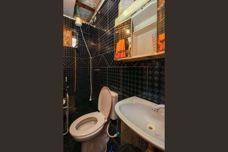 Banheiro de casa à venda com 2 quartos, 62m² em Parque Regina, São Paulo