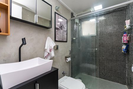 Apartamento à venda com 86m², 3 quartos e 1 vagaBanheiro Social
