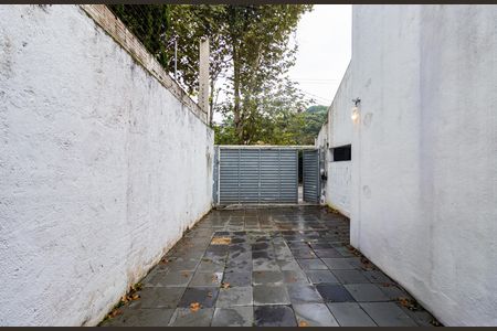 Casa para alugar com 120m², 2 quartos e 1 vaga