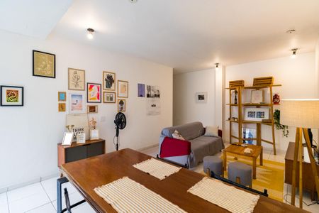 Casa para alugar com 2 quartos, 120m² em Jardim Viana, São Paulo