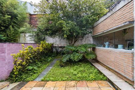 Casa para alugar com 120m², 2 quartos e 1 vaga