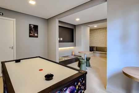 Apartamento para alugar com 35m², 2 quartos e sem vaga Apartamento para alugar com 35m², 2 quartos e sem vagaSala de Jogos