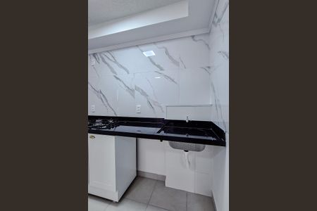 Apartamento para alugar com 35m², 2 quartos e sem vaga Apartamento para alugar com 35m², 2 quartos e sem vagaCozinha e Área de Serviço