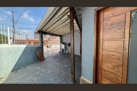 Casa à venda com 148m², 2 quartos e 6 vagasQuintal - Garagem