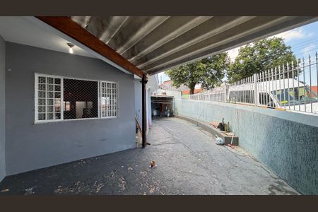 Casa à venda com 148m², 2 quartos e 6 vagasQuintal - Garagem