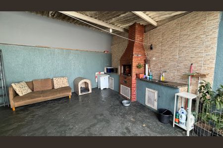 Casa à venda com 148m², 2 quartos e 6 vagasQuintal