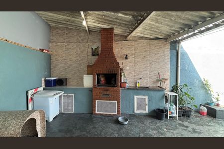 Casa à venda com 148m², 2 quartos e 6 vagasQuintal