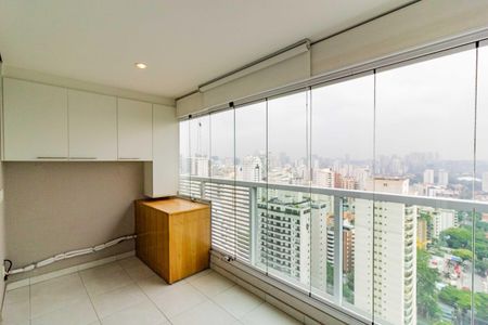 Varanda integrada com Área de Serviço de apartamento para alugar com 1 quarto, 33m² em Brooklin, São Paulo