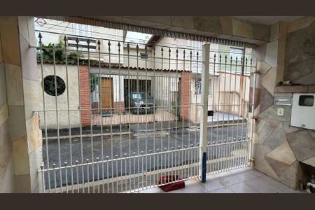 Casa à venda com 100m², 2 quartos e 1 vagaGaragem