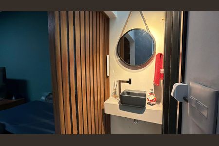 Casa à venda com 100m², 2 quartos e 1 vagaLavabo