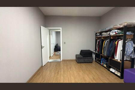 Casa à venda com 100m², 2 quartos e 1 vagaQuarto