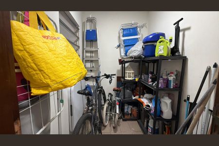 Casa à venda com 100m², 2 quartos e 1 vagaQuarto de Serviço