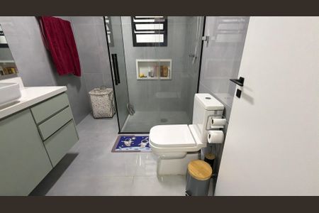 Casa à venda com 100m², 2 quartos e 1 vagaBanheiro da Suíte
