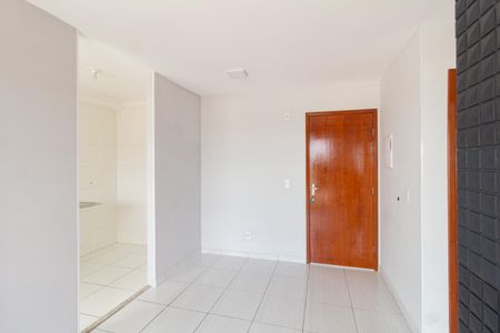 Sala de apartamento para alugar com 2 quartos, 45m² em Helena Maria, Osasco